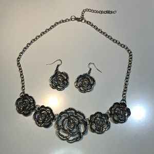 Paparazzi Roses Necklace and Earrings